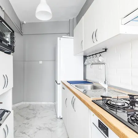 Modern Stylish Cozy Flat In The Heart Of Kadikoy *
